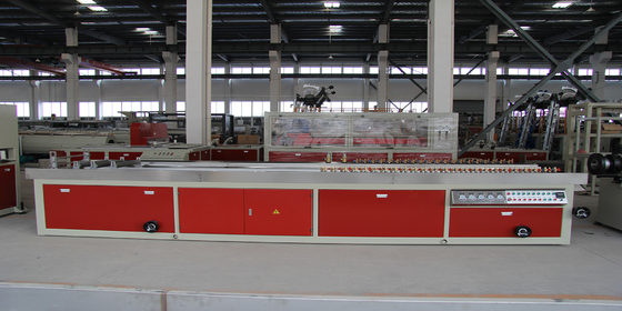 34.7 rpm Screw Speed WPC Wall Panel Extrusion Line2 for Manufacturing Plant Production
