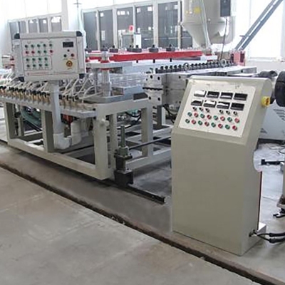 Automatic Stone Siding Vertical Brick Extruder Machine with 23000 KG Capacity and One