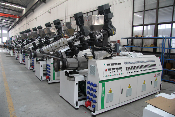 132 1 Screw L/D Ratio PP PE Base WPC Extrusion Line for Plastic Processing Needs