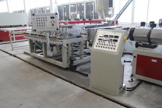Motor Gearbox PLC Components PVC Window Profile Extrusion Line for Manufacturing Plants